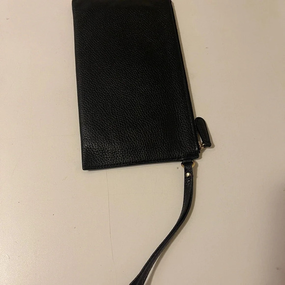 MICHAEL KORS Fulton Solid Black
Leather Zip Clutch Wristlet EUC - Picture 13 of 14